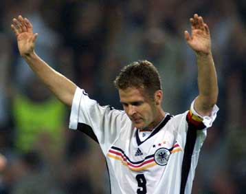 Ο Μπίρχοφ βλέπει πάγκο στη Γερμανία λόγω του παραγκωνισμού του στο Μιλάνο