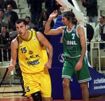 Ο προπονητής της Μπενετόν Π.Μπούκι ανακαλεί στη μνήμη του τη μεγάλη ανατροπή της ΑΕΚ