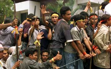 Περισσότεροι από 400 οι νεκροί της εθνικιστικής έξαρσης