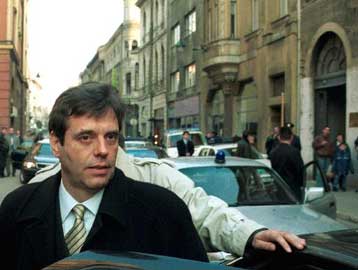 Πολεμικό κλίμα στις σχέσεις Μέτα και Κοστούνιτσα για το Κοσσυφοπέδιο