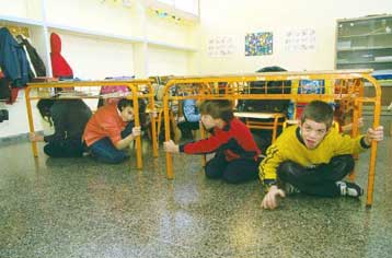 Οι σεισμολόγοι συνεχίζουν τις έρευνες στον Κορινθιακό κόλπο