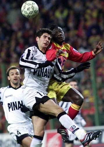 3-1 τη Ρεν σε εξ αναβολής αγώνα του γαλλικού πρωταθλήματος