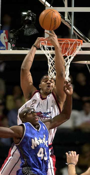 Νίκες για Μινεσότα, Λέικερς, Σαν Αντόνιο