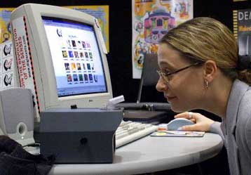 Η RIAA ζητά από τους ISPs να εμποδίσουν την πρόσβαση στο OpenNap