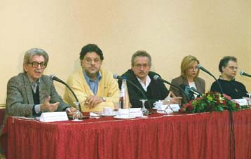 Έξι ενότητες και τέσσερα αφιερώματα στο επίσημο πρόγραμμα