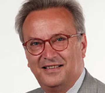 Προτάσεις του Αυστριακού ευρωβουλευτή για την αποφυγή της κρίσης