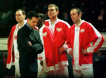 Να νικήσουμε στη Βιτόρια, λέει ο Ζούρος – Ιβάνοβιτς: Ήταν ένα βήμα