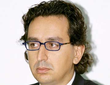 Δεν χορηγεί ρεύμα σε όσες οικογένειες δεν εξοφλούν τους λογαριασμούς