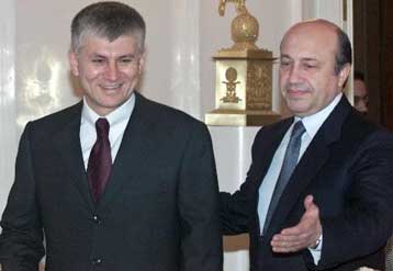 Υπεράνω όλων η εδαφική ακεραιότητα της Γιουγκοσλαβίας, τονίζει η Ρωσία