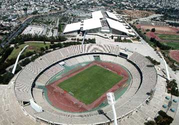 Με τρένο και λεωφορεία η μετάβαση των θεατών