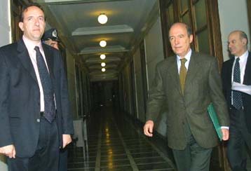 Ονομασία ΠΓΔΜ, 2004, μετρό και προεδρία της ΕΕ επί τάπητος