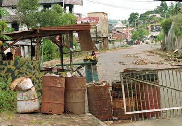 Εκατό άτομα έχασαν τη ζωή τους από αναζωπύρωση της εμφύλιας βίας