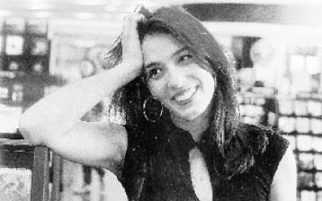 Αθρόα προσέλευση για το «Αυτή η νύχτα μένει»