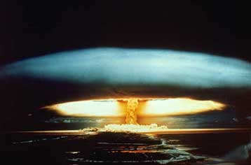 Οι πύραυλοι ως αντίβαρο στη σκληρή αμερικανική πολιτική