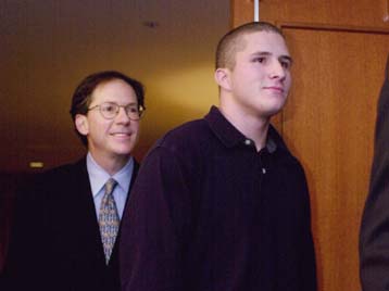 Οι δισκογραφικές εταιρείες δεν δέχονται το συμβιβασμό που προτάθηκε