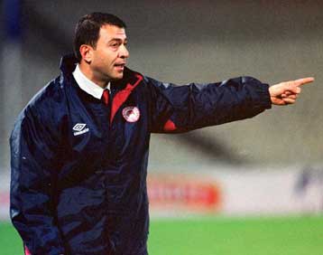 Συναποφασίζει με Λεμονή τη συμμετοχή του για την ΑΕΚ