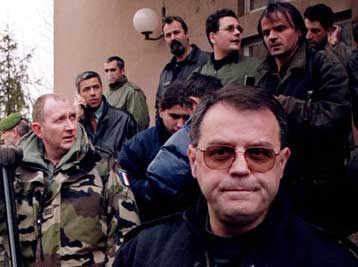 Ναι στην πρόταση για διάλογο, αλλά με την παρουσία των ανταρτών