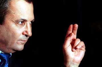 Το τελευταίο… ζιγκ – ζαγκ της πολιτικής του καριέρας