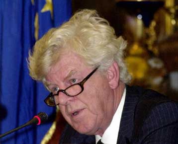 Με τον υψηλότερο ρυθμό των τελευταίων δέκα μηνών αυξήθηκε το Δεκέμβριο