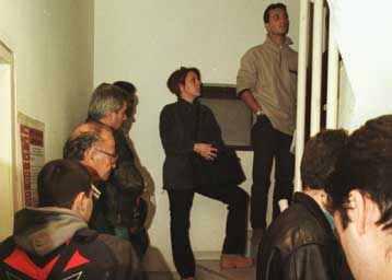 Ο υφυπουργός Οικονομικών διαπιστώνει ιδίοις όμμασιν την κατάσταση στις υπηρεσίες