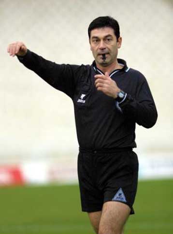 Ο Χέλης σφυρίζει το ΑΕΚ – Ολυμπιακός