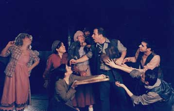 Επί σκηνής από 28 Φεβρουαρίου