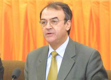 Συμφωνούν στην ιδέα συγκρότησης πολιτικού και κοινωνικού μετώπου