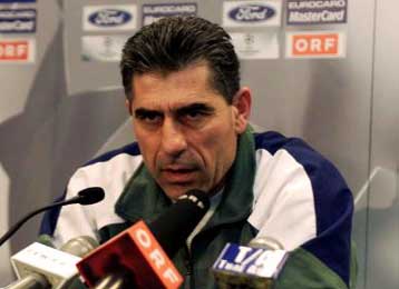 Χαίρομαι όταν μας βρίζετε, είπε ο προπονητής του ΠΑΟ