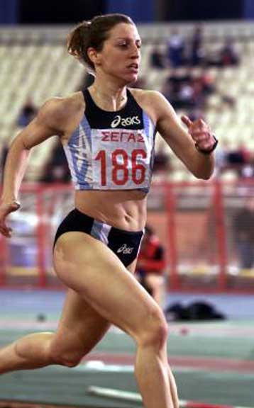 Η Τσιλιγκίρη στο επί κοντώ με 4.30μ. και η Γκουντενούδη με 53.35 στο 400μ.