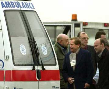 Θα παραμείνει στο νοσοκομείο