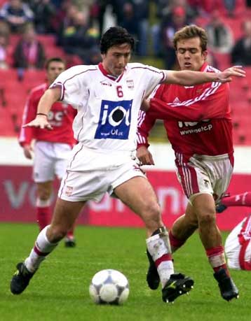 Νίκησε 2-1 την Εστρέλα Αμαδόρα