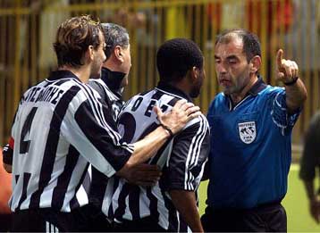 Να αποδείξει ότι είναι σωστός ο τρόπος επιλογής διαιτητών