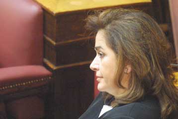 Στασιμότητα στις συνομιλίες για το Κυπριακό διαπιστώνει η βουλευτής