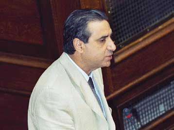 Μπλόκο στην προαγωγή των αμελών δημοσίων υπαλλήλων