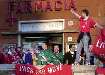 Στους έξι ανήλθαν οι τραυματισμένοι οπαδοί της Λίβερπουλ