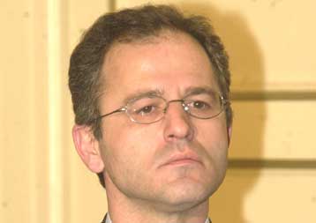 Η Ελλάδα προσφέρει άσυλο στους διωκόμενους, δηλώνει το ΥΠΕΞ