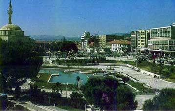 Ένοπλοι πυροβόλησαν τους επιβάτες τραυματίζοντας δύο