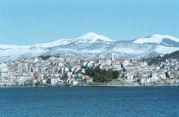 Φόβοι για μόλυνση του υδροφόρου ορίζοντα από βυτιοφόρο με μαζούτ