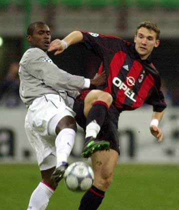 Ισόπαλες οι Μίλαν και Παρί