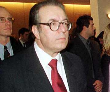 Αναγορεύτηκε επίτιμος διδάκτωρ του Πανεπιστημίου La Trobe