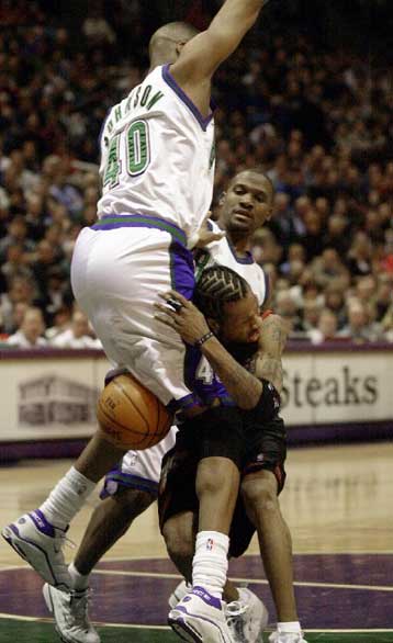 Η Φιλαδέλφεια νικήτρια στο ντέρμπι κορυφής της Ανατολής