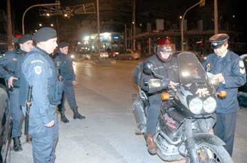 Η Αρχή εμποδίζει τις διωκτικές αρχές να κάνουν τη δουλειά τους