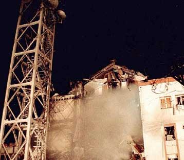 Ένα μήνα στη φυλακή για το βομβαρδισμό της σερβικής τηλεόρασης