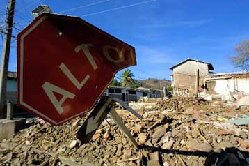 Νέος σεισμός 6,1 Ρίχτερ συγκλόνισε την ευρύτερη περιοχή