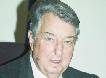 Θα καθοδηγήσουμε, δεν θα υποστούμε τις τεχνολογικές εξελίξεις, δήλωσε