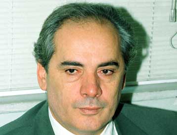 Έχω εμπιστοσύνη στον υπουργό, δηλώνει ο βουλευτής