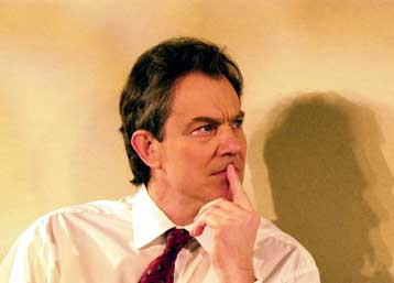 Ένταξη στην ευρωζώνη θα ζητήσουν οι διευθυντές 20 πολυεθνικών από τον Μπλερ