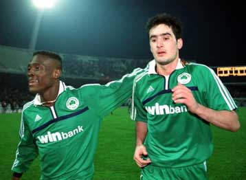 Χαμηλοί τόνοι, όχι όρεξη για λόγια στο αεροδρόμιο