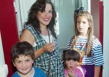 Σύγκρουση με την κυβέρνηση εάν κοπούν οι ελαφρύνσεις