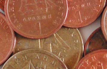 Επανακτά παλαιούς τίτλους